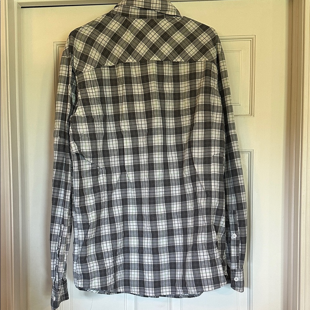 Columbia Men's Lightweight Button Down - Picture 4 of 5